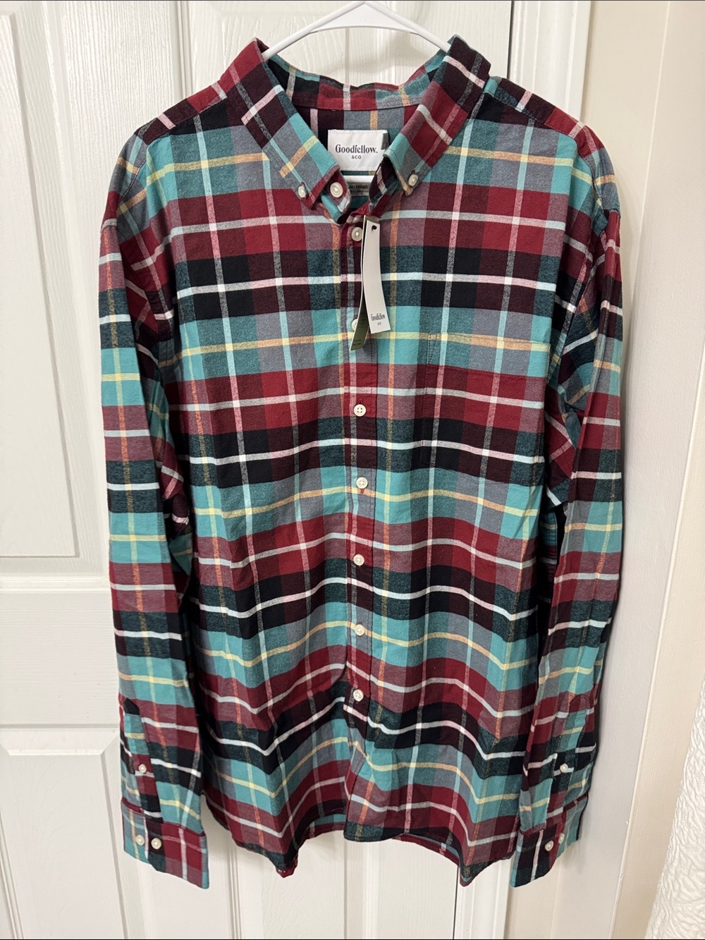 Goodfellow & Co Teal and Maroon Plaid Button-Down Shirt